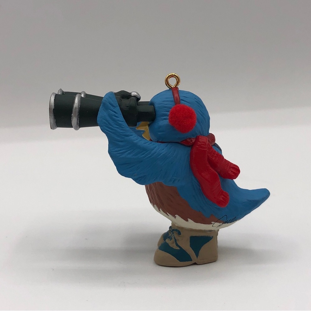 Hallmark Keepsake Ornament Dated 1993 Bird Watcher Artist’ Favorite Handcrafted